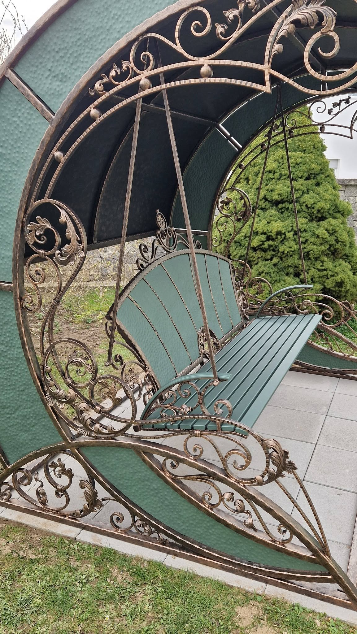 Detalj kovanja na ljuljački